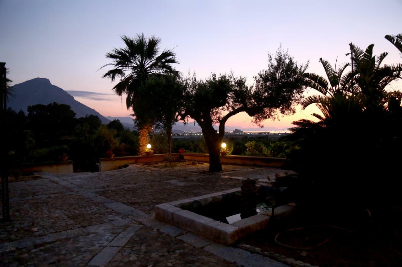 Il Giardino Di Clara Villa Termini Imerese Buitenkant foto